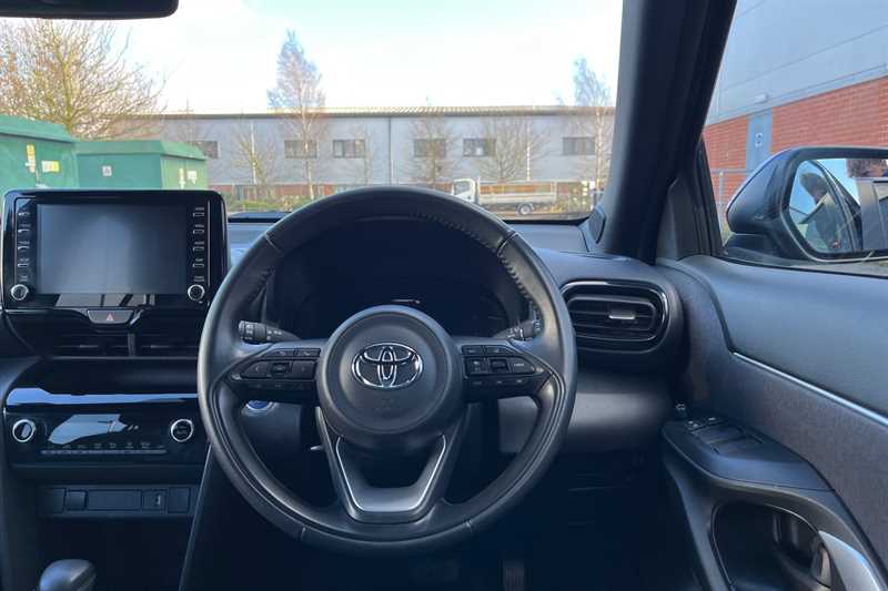 Used Toyota Yaris Cross 2023 for sale - 77471365: Photo 11