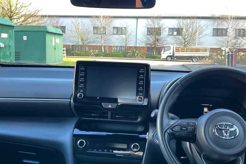 Used Toyota Yaris Cross 2023 for sale - 77471365: Photo 14