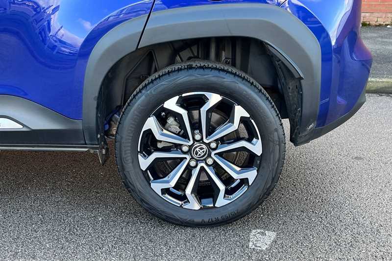 Used Toyota Yaris Cross 2023 for sale - 77471365: Photo 48