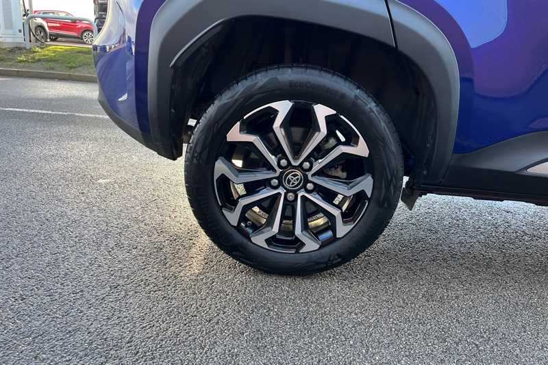 Used Toyota Yaris Cross 2023 for sale - 77471365: Photo 9