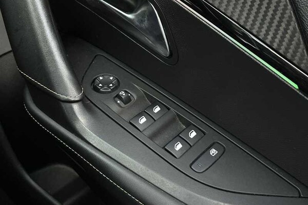 Used Peugeot 2008 2020 for sale - 76168975: Photo 16