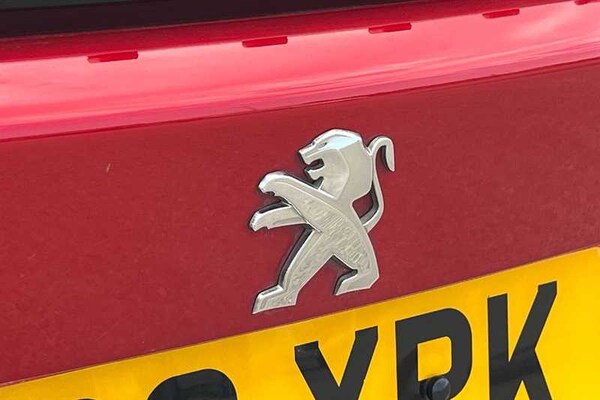 Used Peugeot 2008 2020 for sale - 76168975: Photo 25