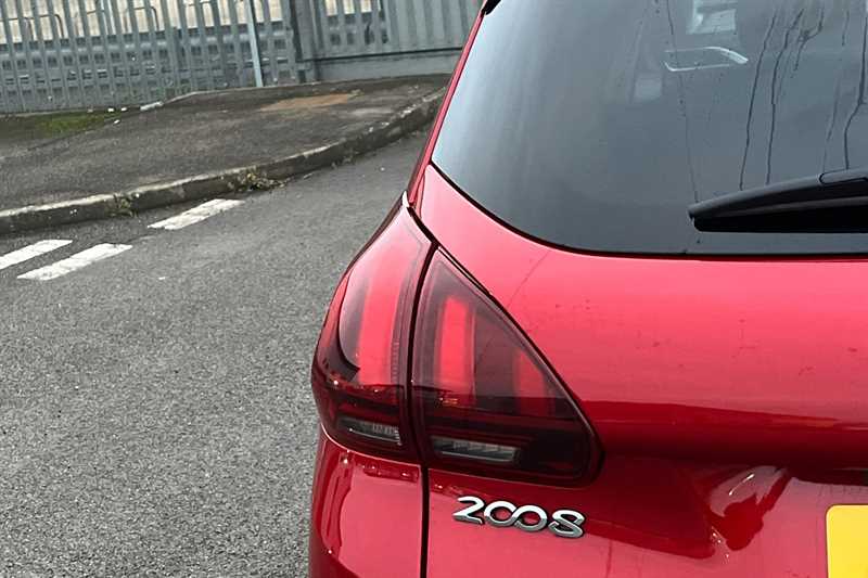 Used Peugeot 2008 2017 for sale - 76459210: Photo 28