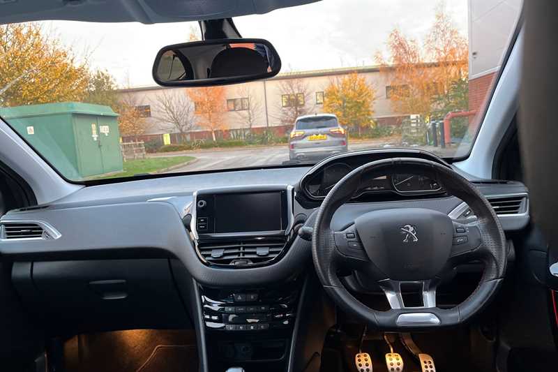 Used Peugeot 208 2017 for sale - 76515065: Photo 12