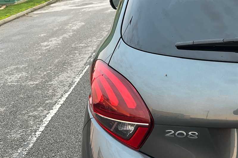 Used Peugeot 208 2017 for sale - 76515065: Photo 29