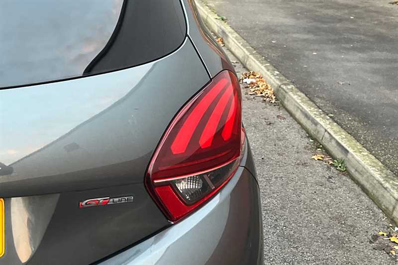 Used Peugeot 208 2017 for sale - 76515065: Photo 31