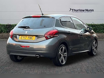 Used Peugeot 208 2017 for sale - 76515065: Photo