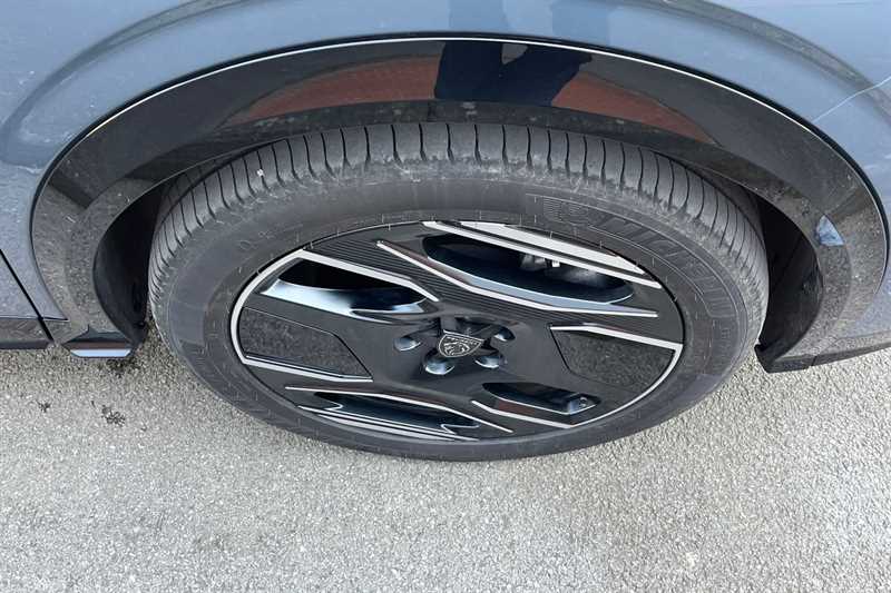 Used Peugeot 5008 2024 for sale - 77588745: Photo 37