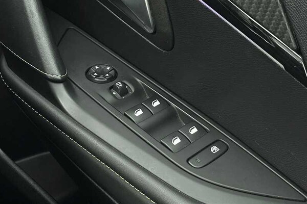 Used Peugeot 208 2022 for sale - 76168957: Photo 16