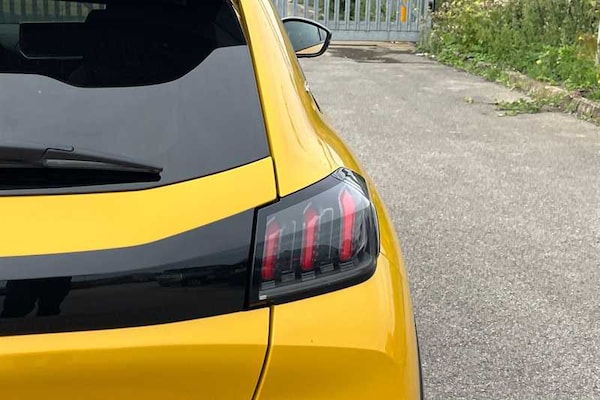Used Peugeot 208 2022 for sale - 76168957: Photo 30
