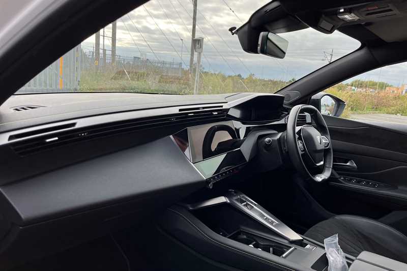 Used Peugeot 308 2022 for sale - 76204345: Photo 13