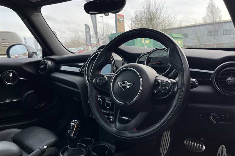 Used MINI Hatch 2019 for sale - 77512900: Photo 12