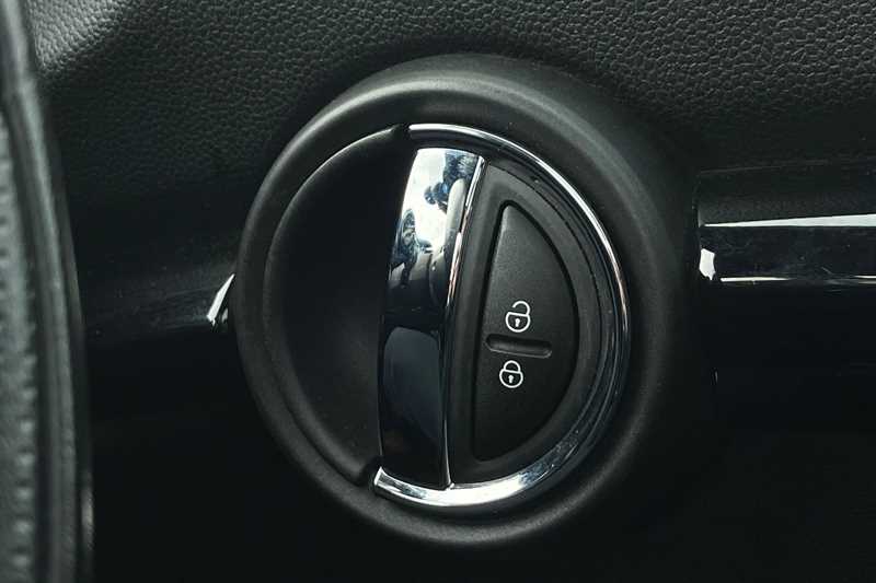 Used MINI Hatch 2019 for sale - 77512900: Photo 60