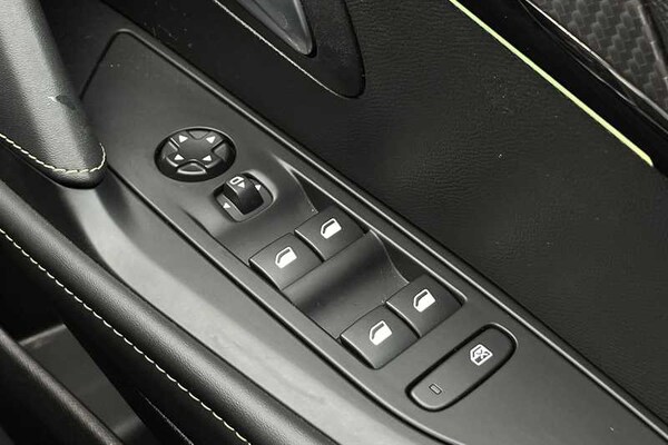 Used Peugeot 208 2022 for sale - 75259451: Photo 16