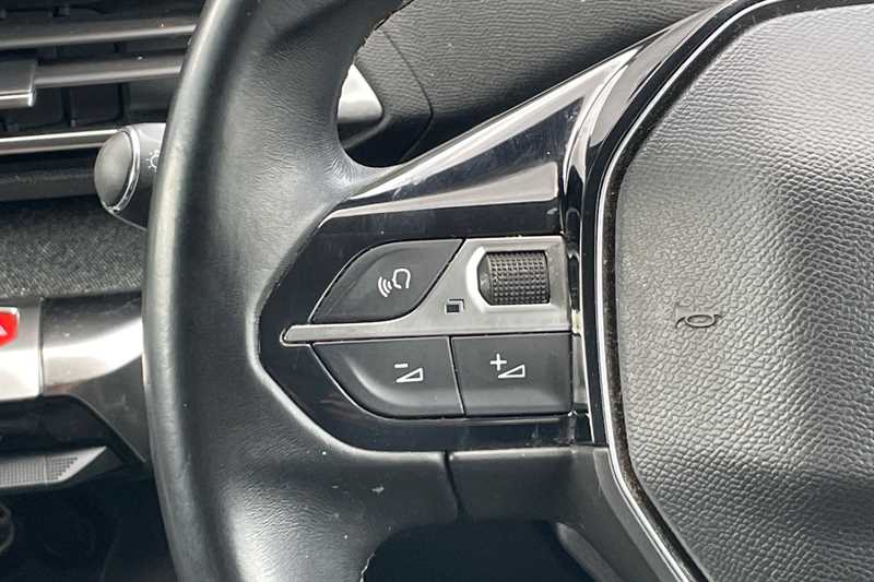 Used Peugeot 5008 2021 for sale - 77513210: Photo 21