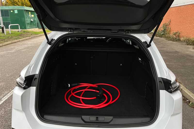 Used Peugeot E-308 2025 for sale - 76390241: Photo 24