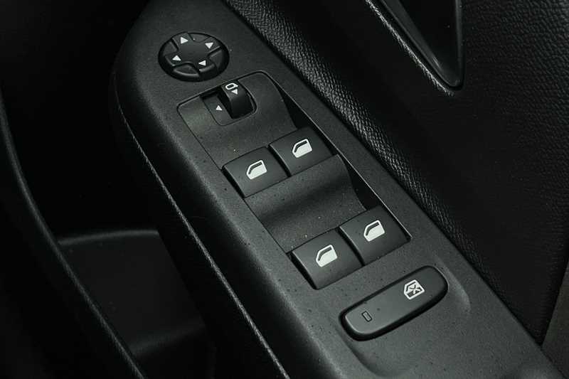 Used Vauxhall Corsa 2023 for sale - 78051631: Photo 16