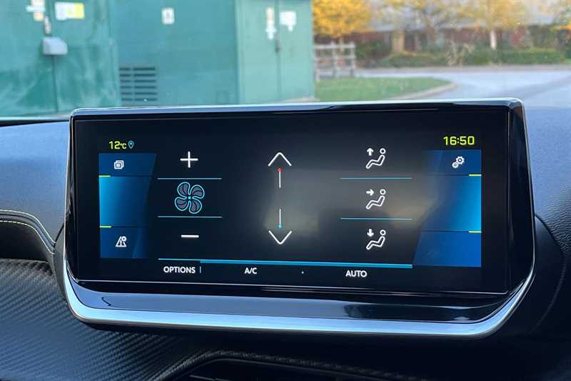 Used Peugeot 2008 2022 for sale - 76390260: Photo 17