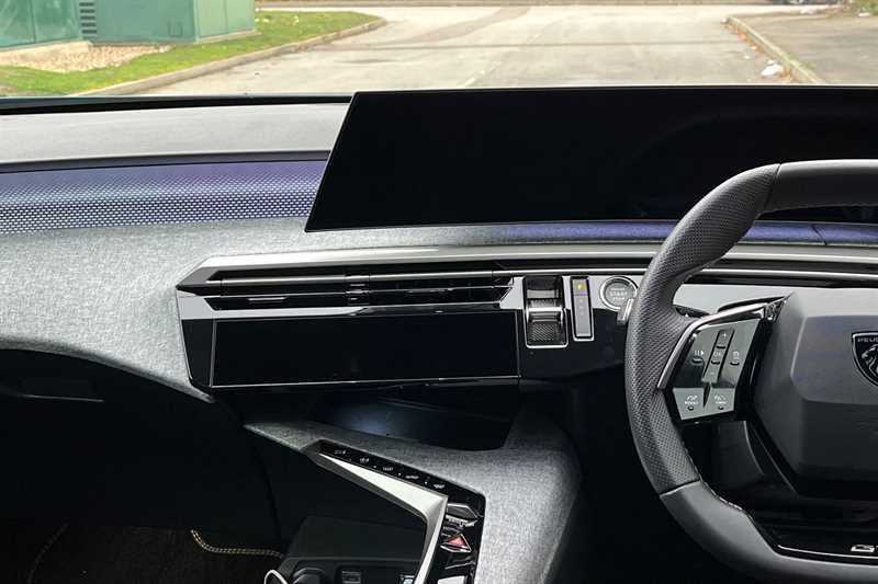 Used Peugeot E-3008 2025 for sale - 76390274: Photo 14