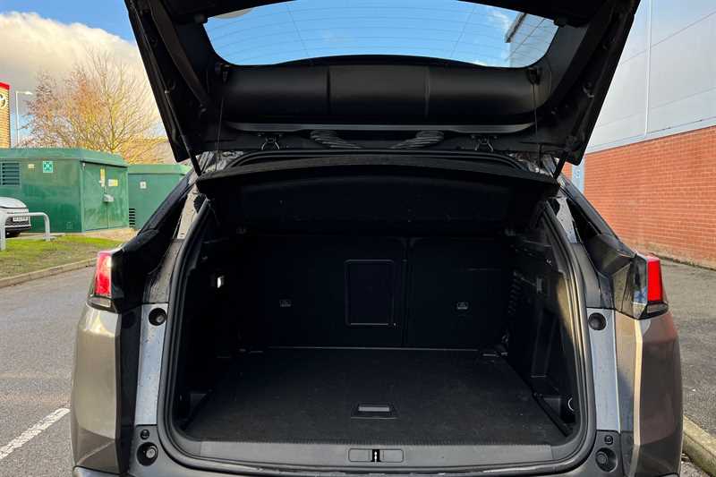 Used Peugeot 3008 2018 for sale - 77428445: Photo 24