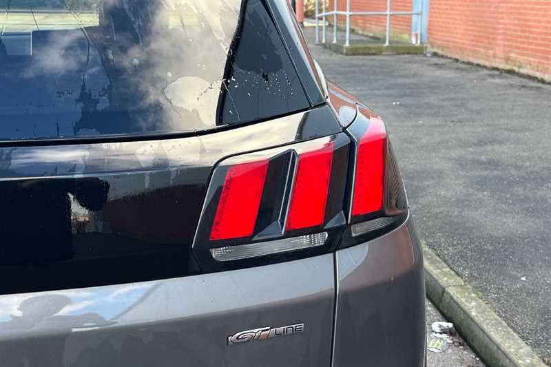 Used Peugeot 3008 2018 for sale - 77428445: Photo 30