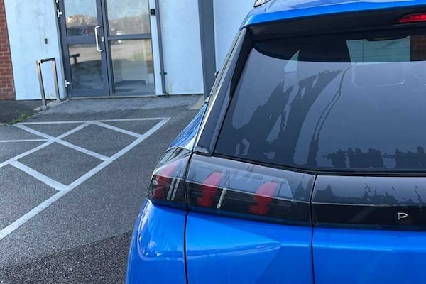 Used Peugeot 2008 2021 for sale - 76168949: Photo 28