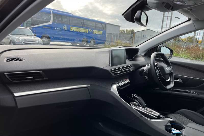 Used Peugeot 3008 2020 for sale - 76328411: Photo 13