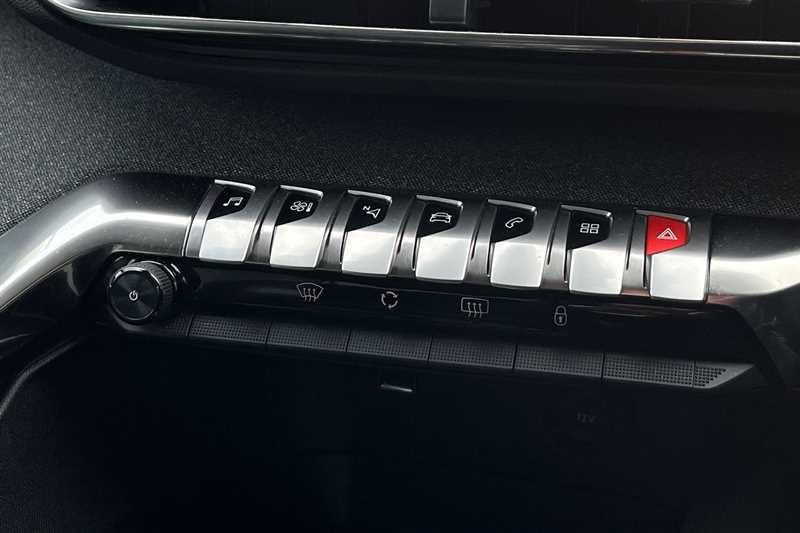 Used Peugeot 3008 2020 for sale - 76328411: Photo 15