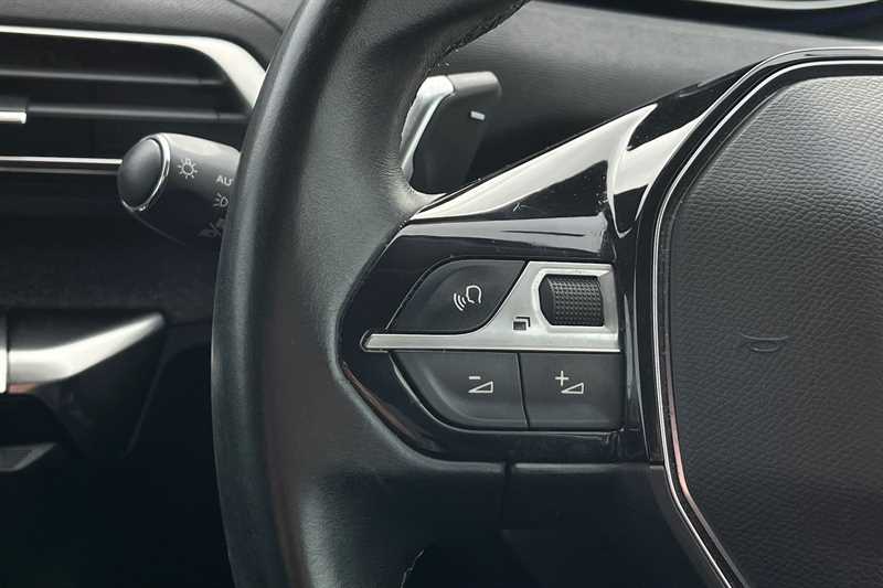 Used Peugeot 3008 2020 for sale - 76328411: Photo 21