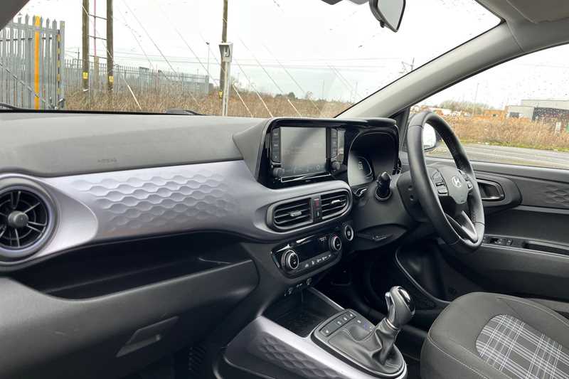 Used Hyundai i10 2023 for sale - 77841795: Photo 13