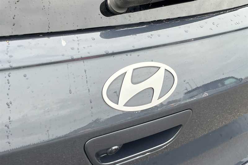 Used Hyundai i10 2023 for sale - 77841795: Photo 25