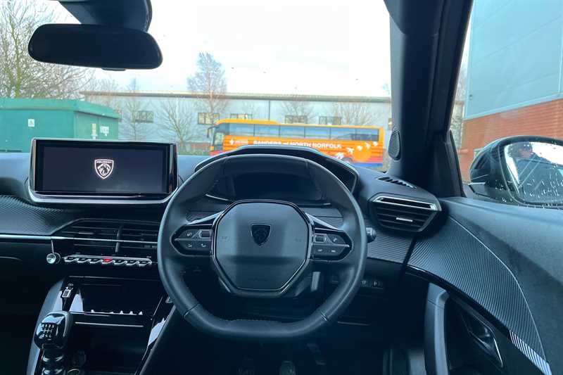 Used Peugeot 2008 2024 for sale - 77232521: Photo 11