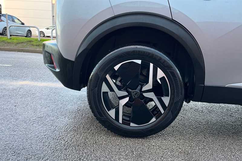 Used Peugeot 2008 2024 for sale - 77232521: Photo 9