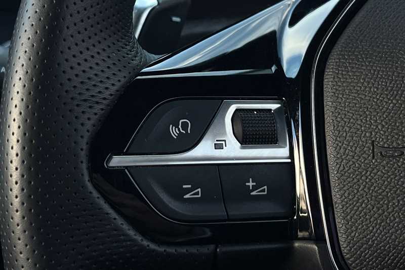 Used Peugeot 2008 2024 for sale - 76125074: Photo 21