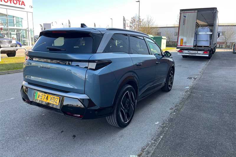 Used Peugeot 5008 2024 for sale - 76999924: Photo 31