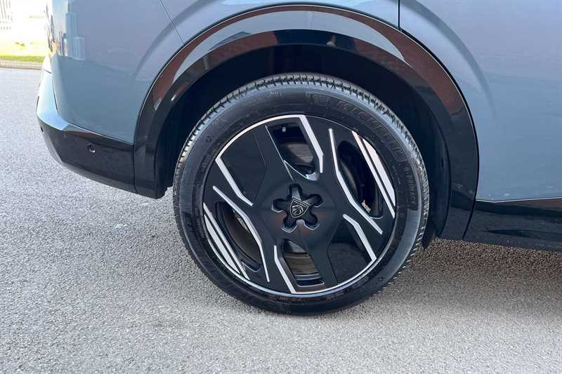 Used Peugeot 5008 2024 for sale - 76999924: Photo 9