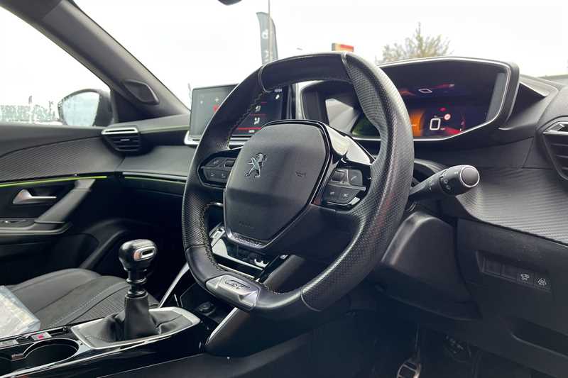 Used Peugeot 2008 2021 for sale - 76842372: Photo 10