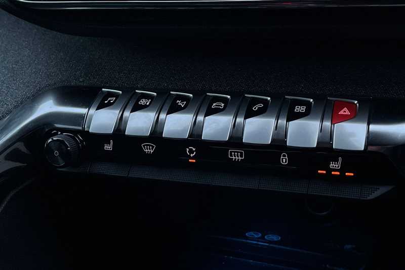 Used Peugeot 3008 2020 for sale - 77205975: Photo 15