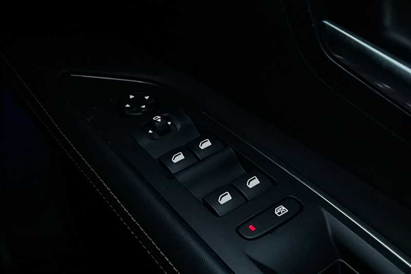 Used Peugeot 3008 2020 for sale - 77205975: Photo 16