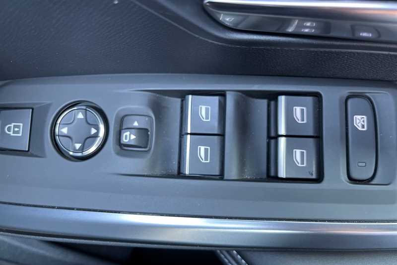 Used Peugeot 3008 2024 for sale - 76999977: Photo 16