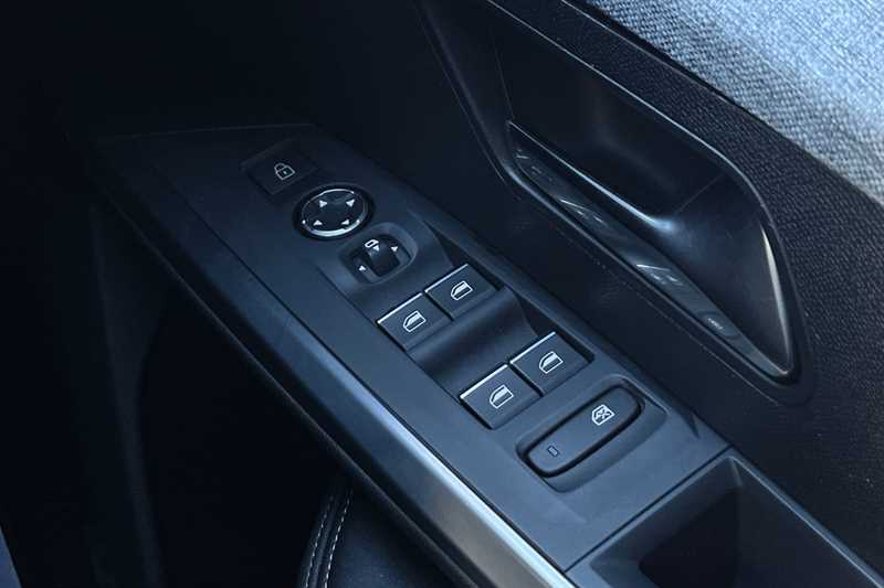 Used Peugeot 3008 2024 for sale - 76915295: Photo 16