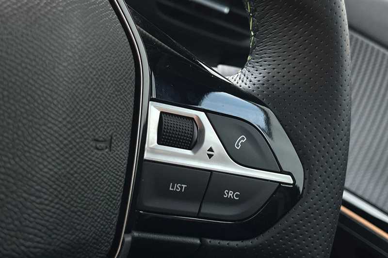 Used Peugeot E-2008 2025 for sale - 76390253: Photo 22