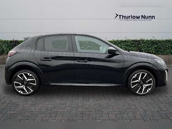 Used Peugeot 208 2024 for sale - 77360801: Photo