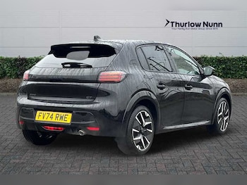 Used Peugeot 208 2024 for sale - 77360801: Photo