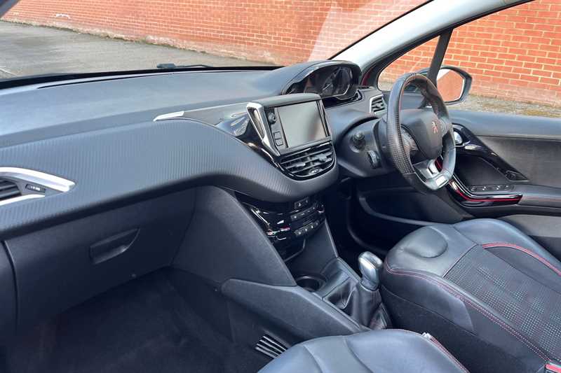 Used Peugeot 208 2017 for sale - 77512826: Photo 13