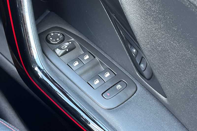 Used Peugeot 208 2017 for sale - 77512826: Photo 16