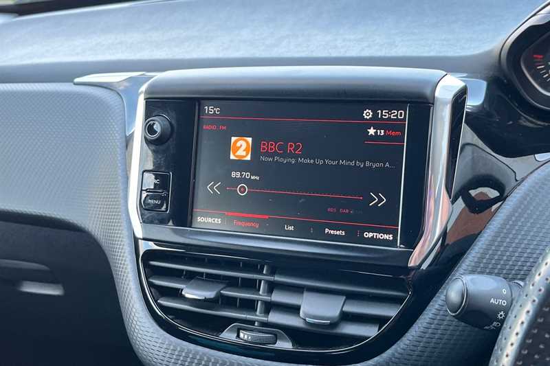 Used Peugeot 208 2017 for sale - 77512826: Photo 17