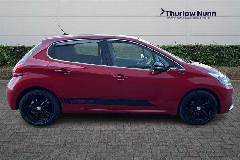 Used Peugeot 208 2017 for sale - 77512826: Photo 2