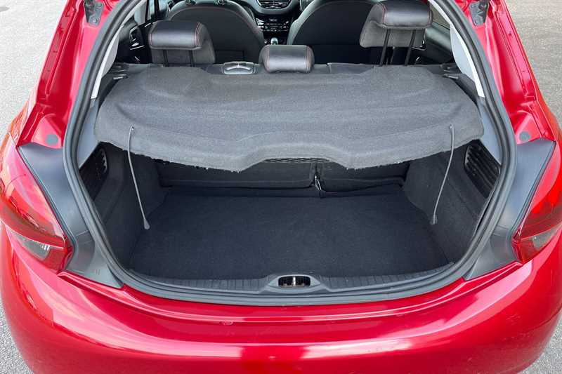 Used Peugeot 208 2017 for sale - 77512826: Photo 24