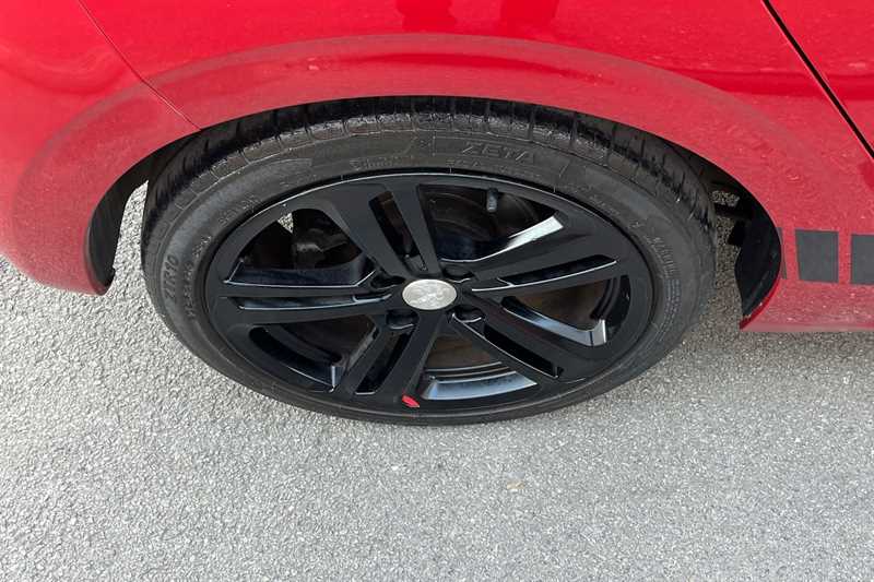 Used Peugeot 208 2017 for sale - 77512826: Photo 35